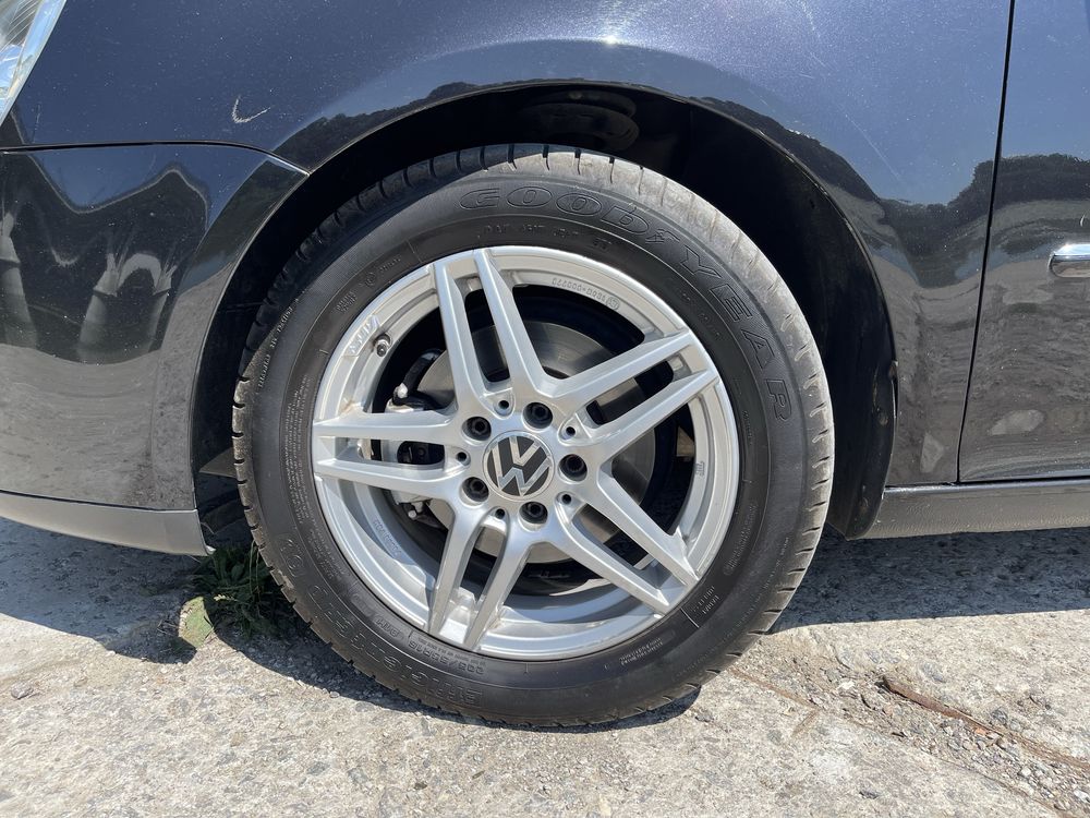 Продам VW Golf 5 1.6MPI 2005р