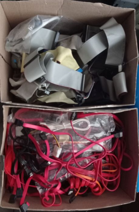 Кабелі SATA, ATA