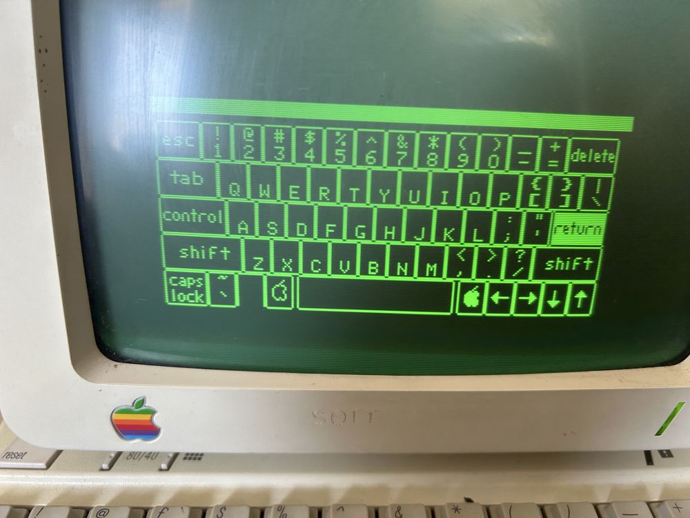 Aplle 2C ,Monitor ,oraz 10 dyskietek