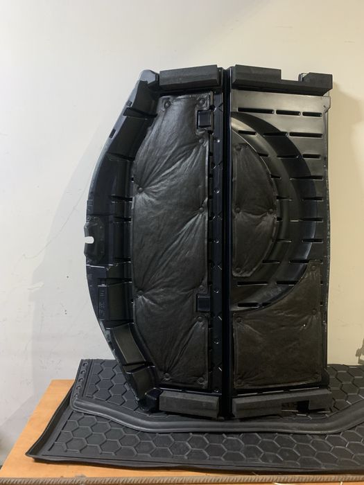 Пол багажника Toyota Raf4 2013-2018