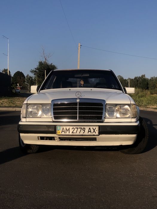 Мерседес w124 E200