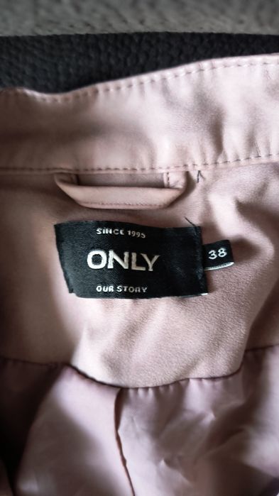 Kurtka arabeska ze skóry ekologicznej nowa