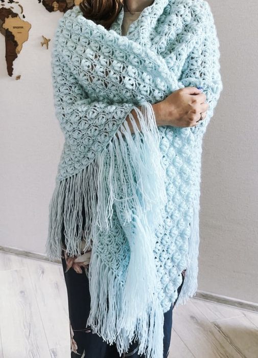 Шаль-бактус, треугольная