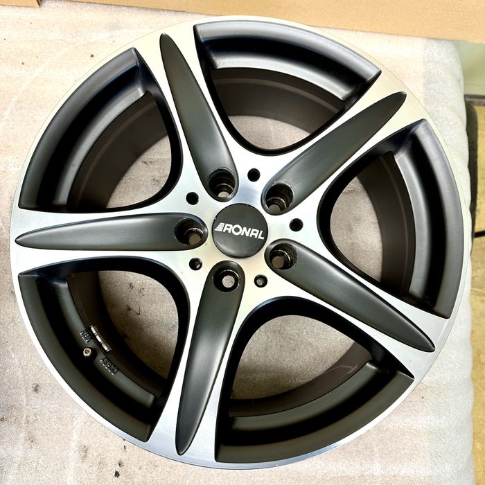 Ronal 18 cali 8,5J alufelgi Renault Nissan Dacia 5x114,3 ET38