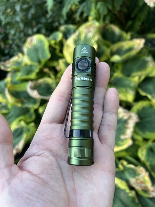Latarka Wurkkos FC11 zielona | LED 1300lm | akumulator + USB-C | nowa