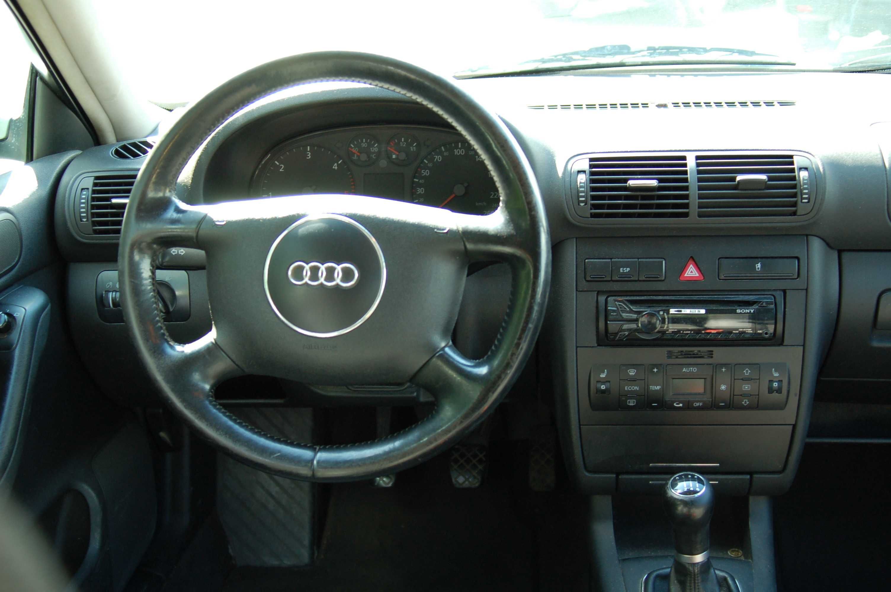 Audi A3 FL 1.9 TDi 130KM 5-Drzwi 6-Biegów, Klima Hak, Ważny PT i OC
