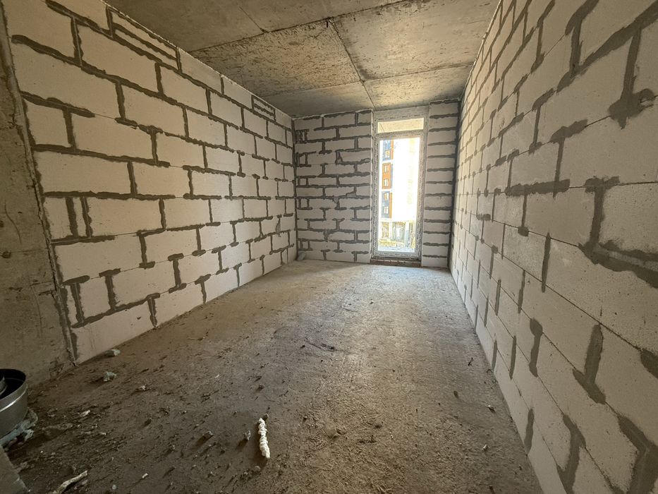 Продаж 2 кімнаної квартири 67,37 м2