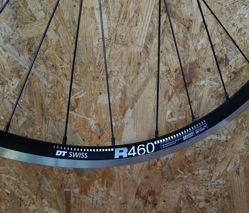Koła szosowe szosa DT Swiss 350 R 460 Sapim Race 28" 700c 9x130 135 mm
