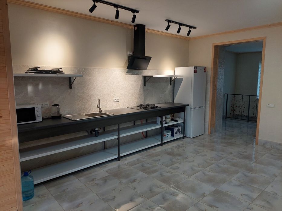 Здається будинок в Карпатах, смт.Ворохта.