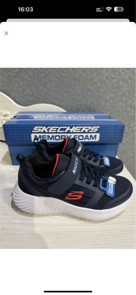 Skechers розмір 30 31 32 33 33,5