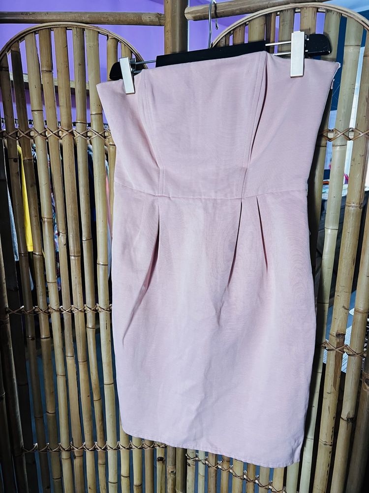 Śliczna sukienka koktajlowa Asos, L/XL