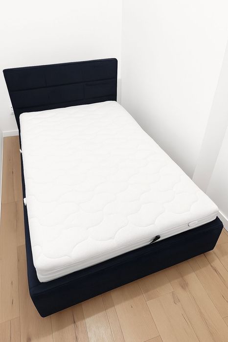 Łóżko tapicerowane welur granat