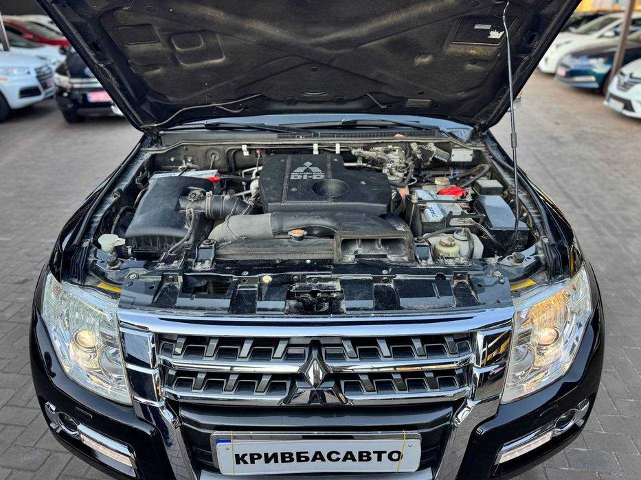 Mitsubishi Pajero Wagon Офіційне авто 2010