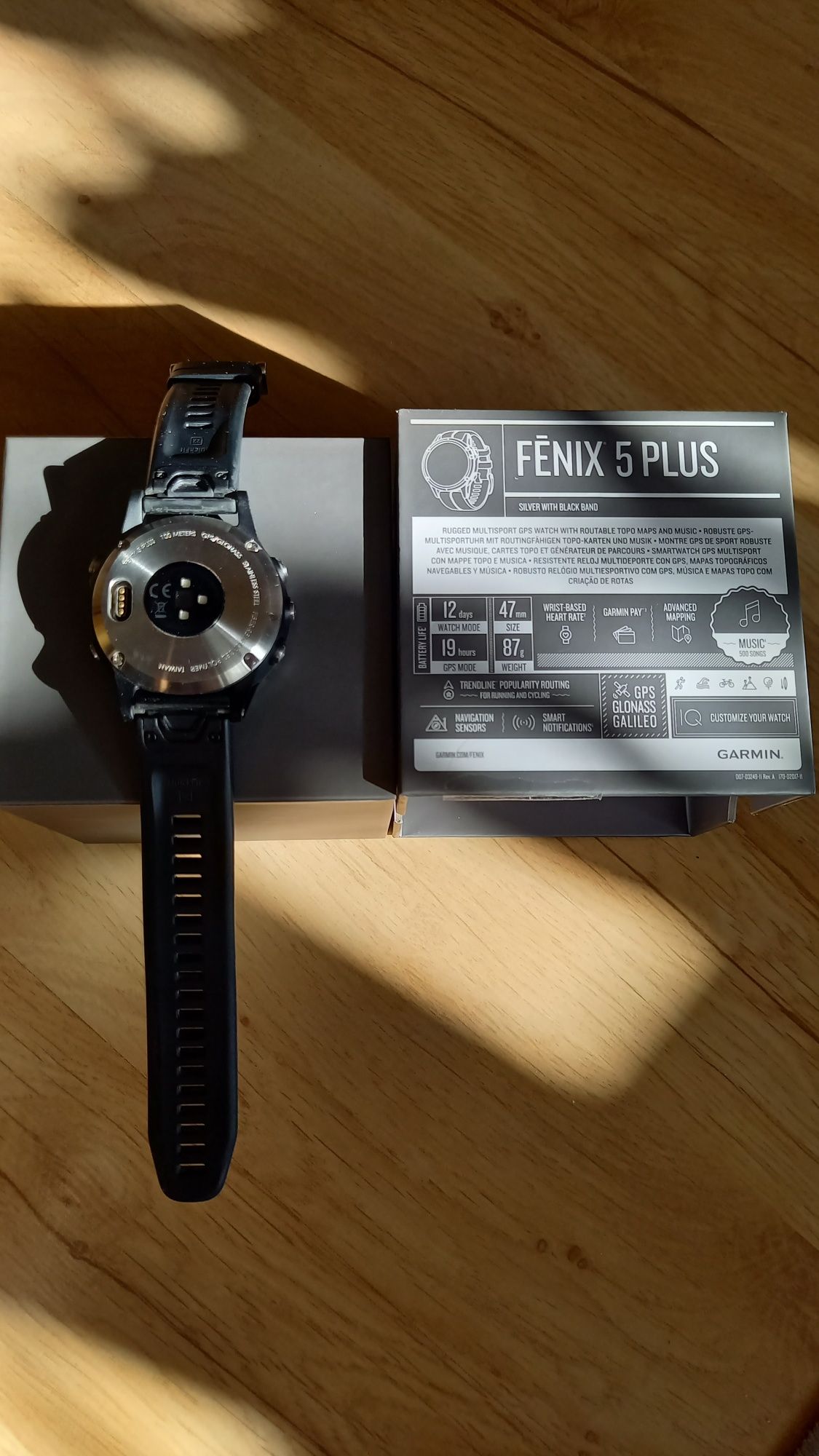 Zegarek sportowy Garmin fenix 5 idealny na prezent dla biegacza