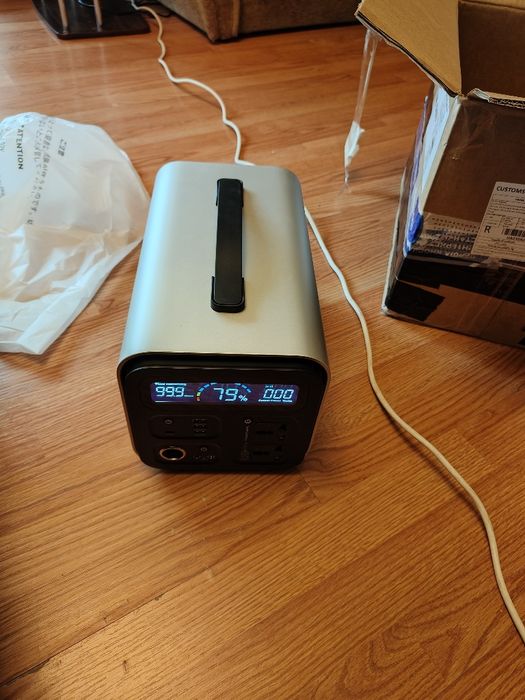 Зарядка станція UAF1100