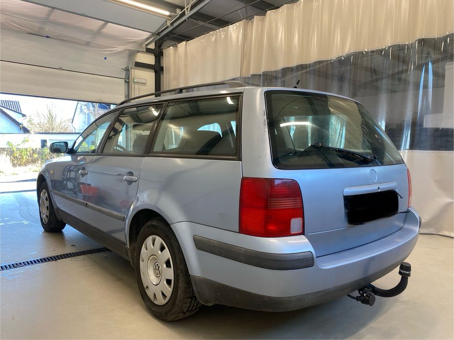 VW Passat ! Benzyna 1.8 ! Zadbane wnetrze ! Zdrowy slinik ! Hak