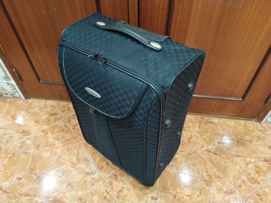 Mala malas de porão até 23 kg viagem casa quarto apartamento carro.