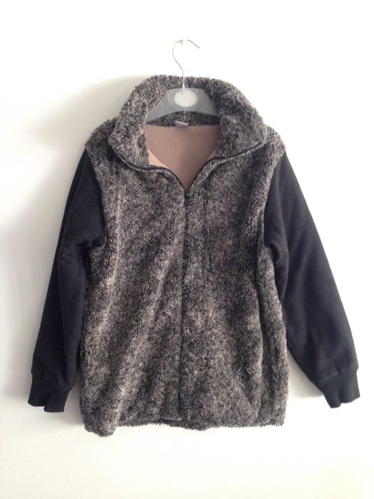 Casaco quente com pêlo