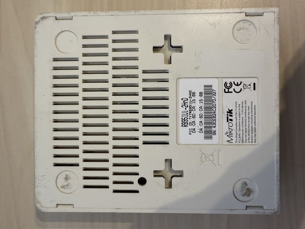 Router Mikrotik 951Ui 2HnD