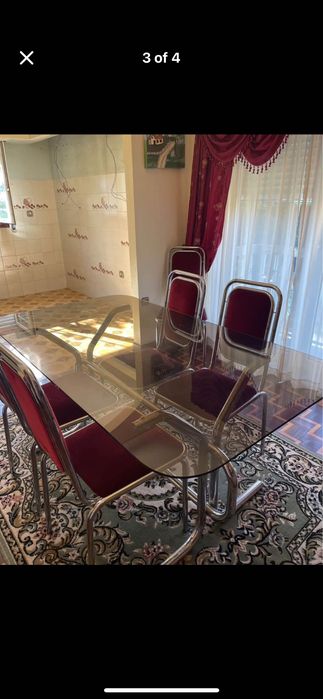 Mesa de jantar com 6 cadeiras