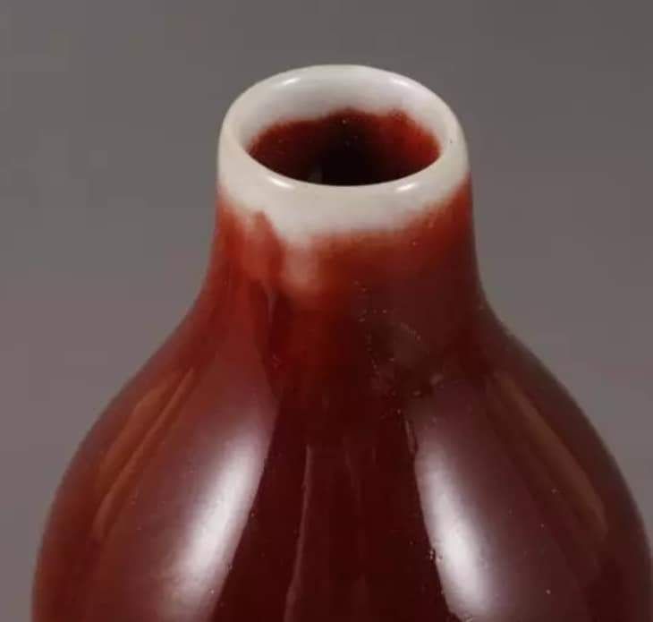 Raríssima garrafa em forma de cabaça sec18 dinastia Qing