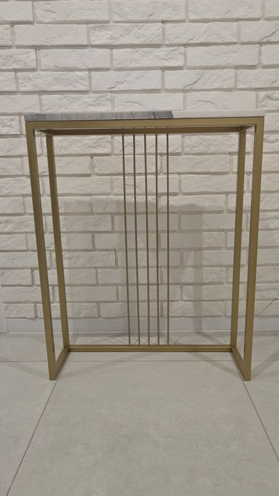 Konsola loftowa złota  marmurowy stolik