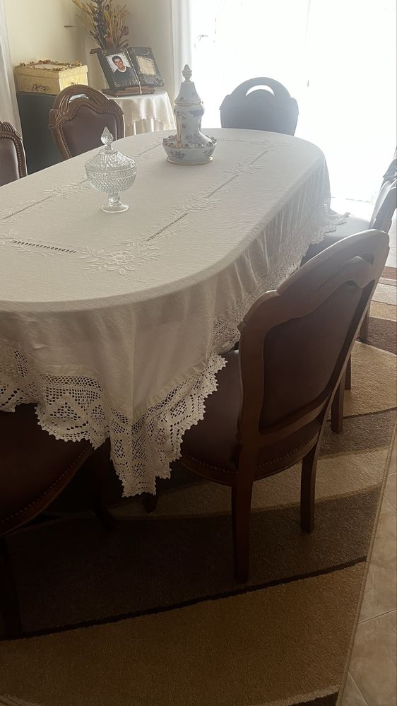 Mesa com cadeiras