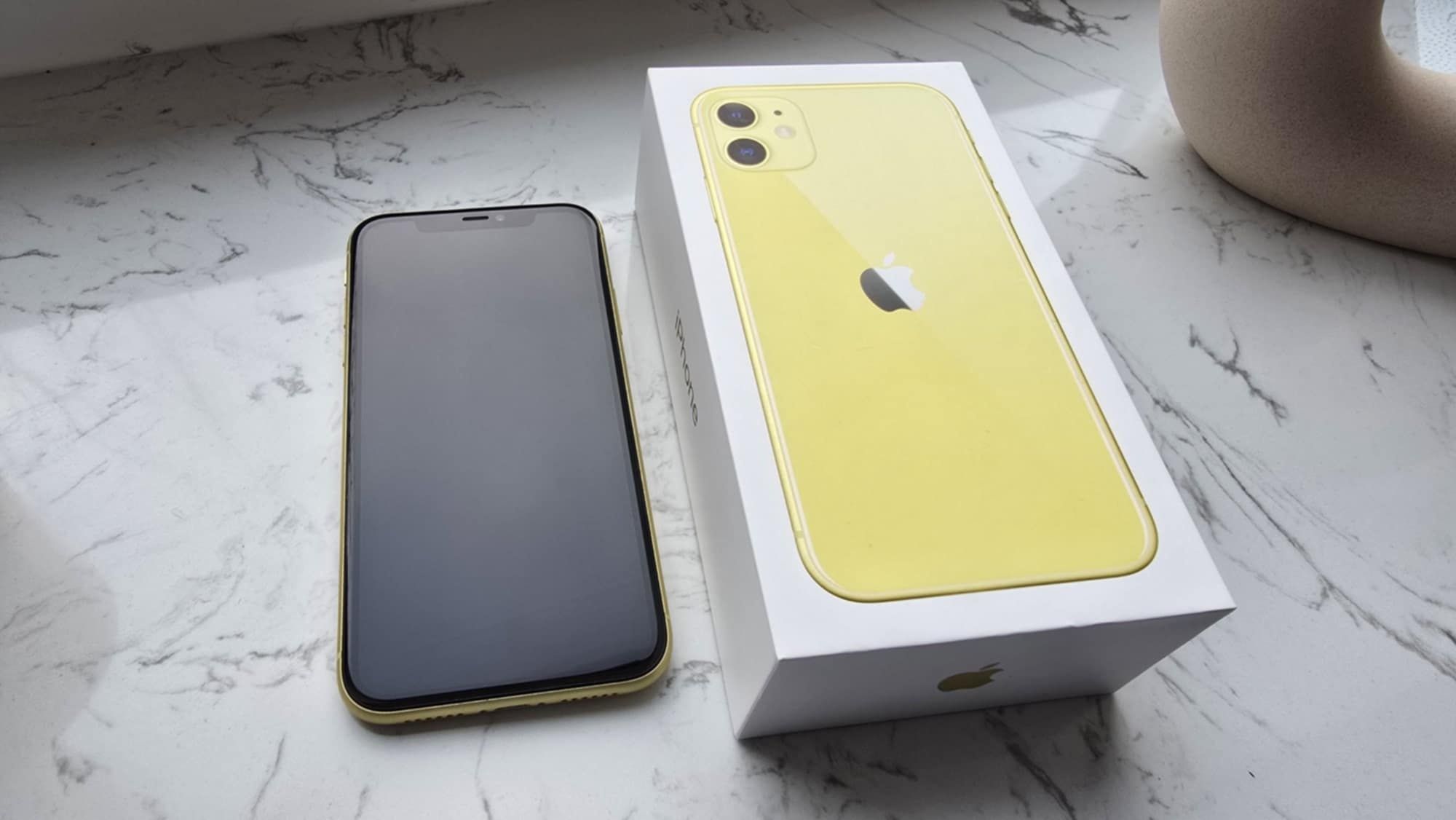 iPhone 11 64GB ŻÓŁTY