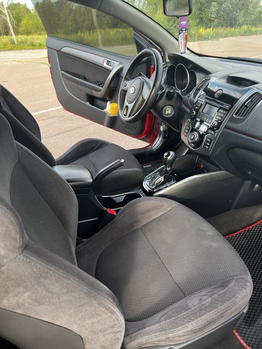 Kia Cerato Koup 1.6 2012 рік