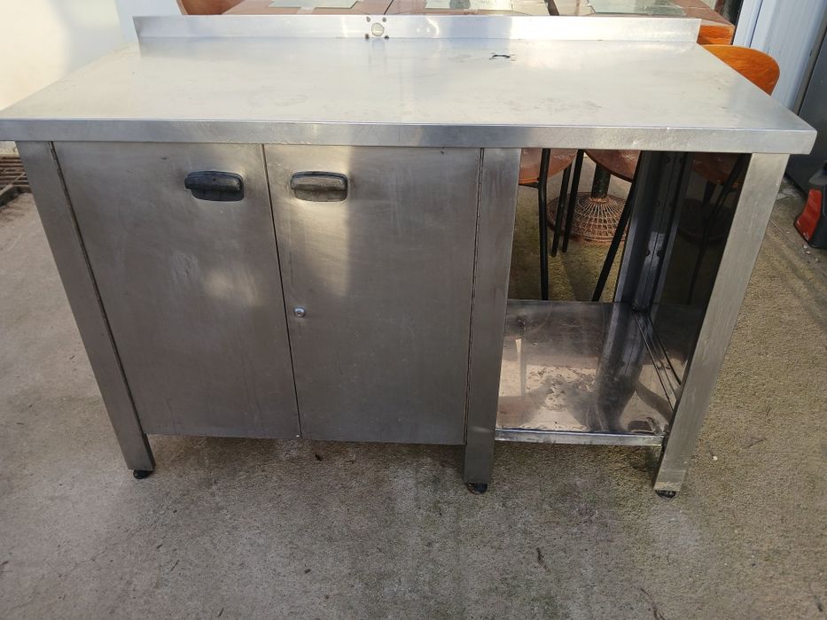 Entrega bancada em inox