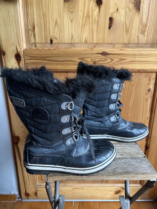 Sprzedam buty firmy Sorel Waterproof rozmiar 39.0 wkładka 26.0 cm