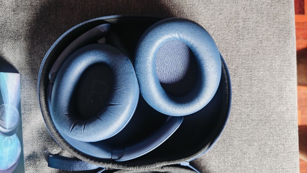 Headphones Soundcore Q45 como novos