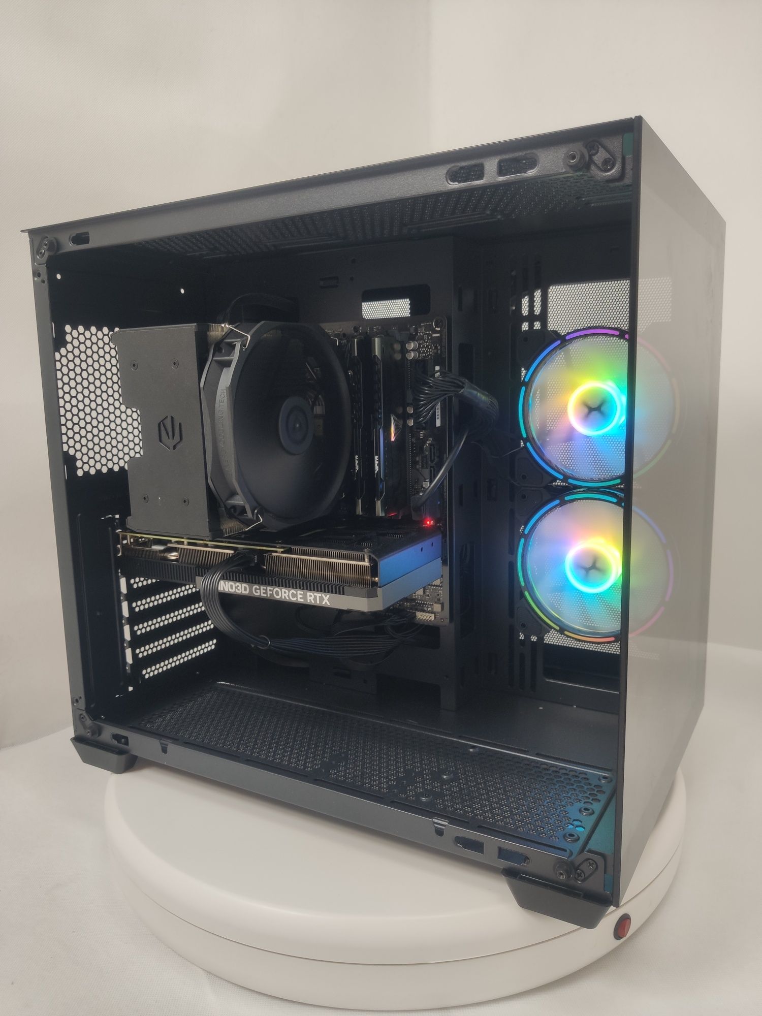 Komputer Gamingowy Ryzen 7 9800X3D,RTX 5070,32 GB,SSD,Win 11,USDT