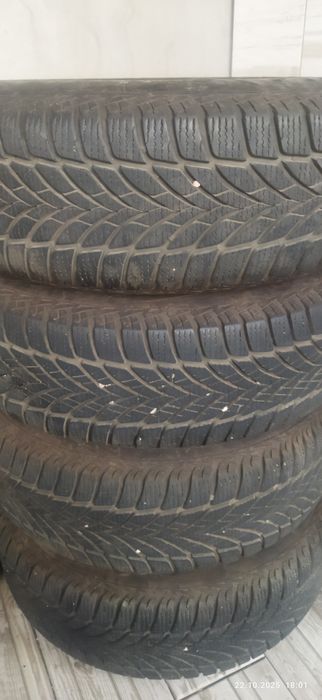 Зимняя резина 185x65 с дисками Toyota R14