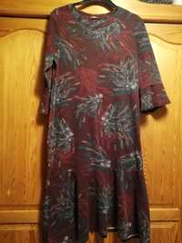 Sukienka grubsza  dzianinowa 42 XL