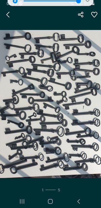 Vendo lote de chaves antigas, pela melhor oferta, apartir de 350€