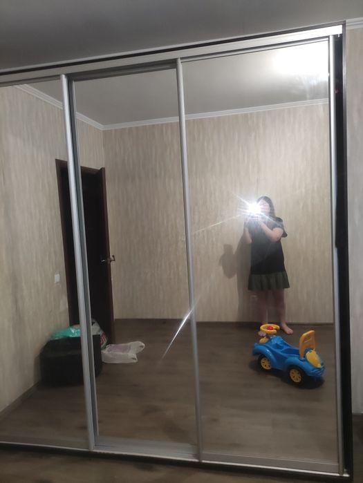 Шкаф купе, як новий