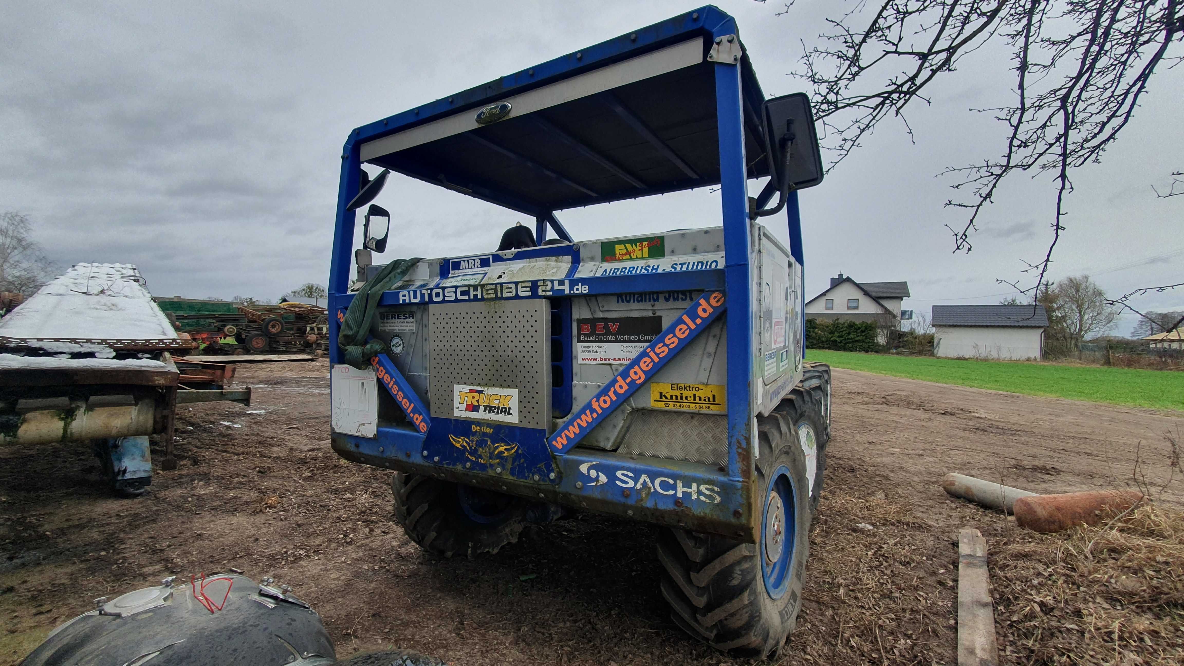 OFF-ROAD Truck 8x8 FORD M656