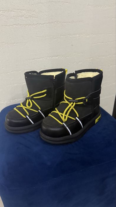 Дитячі уггі  , дутики  32 ( довжина  19 см )