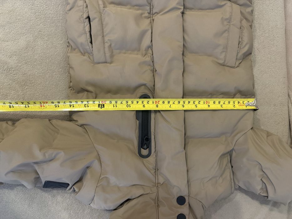 Відправлена олх доставкою. Куртка  зимова Next 104