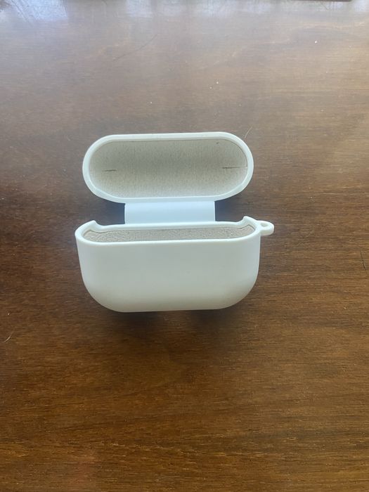 Продаю чохол для AirPods Pro / AirPods Pro 2