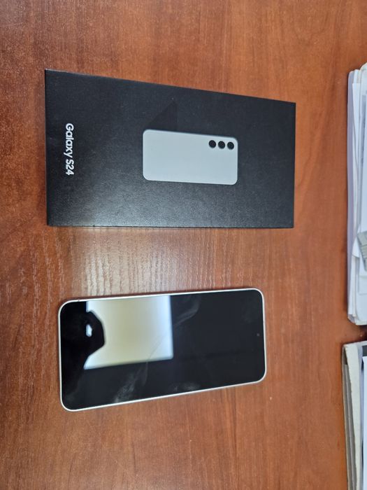 Samsung Galaxy S24 8/256 Marble Gray SM-S9210 Snapdragon 8 Gen 3 2 SIM