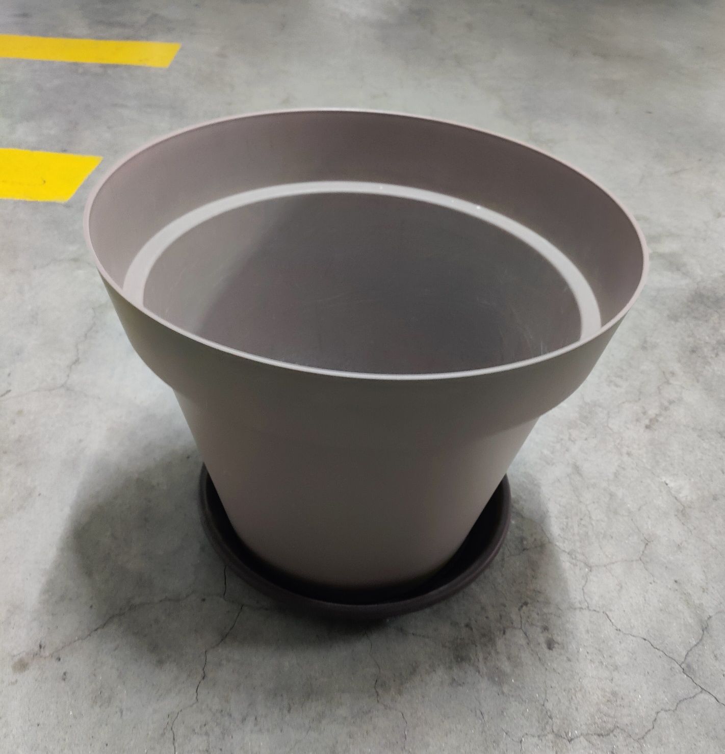 Vaso grande 60 cm cinzento +prato