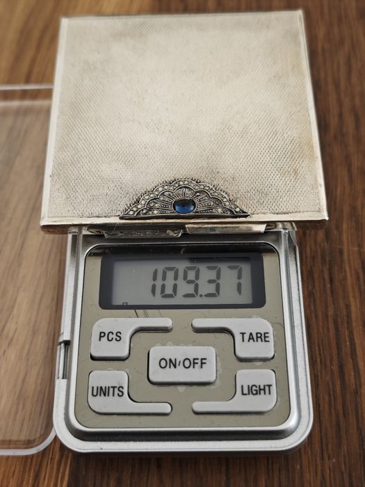 Srebrna pudernica 109,37 gram. Srebro 800