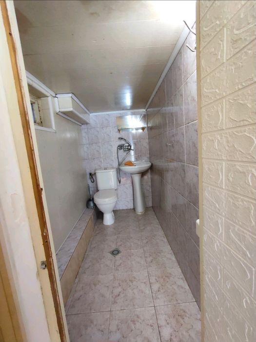 Продам 1 комнатную квартиру в центре недорого