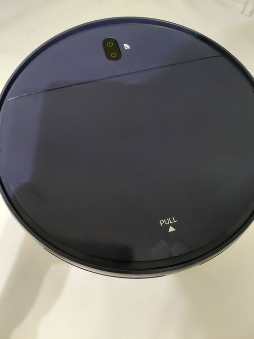 Robot odkurzajaco mopujący