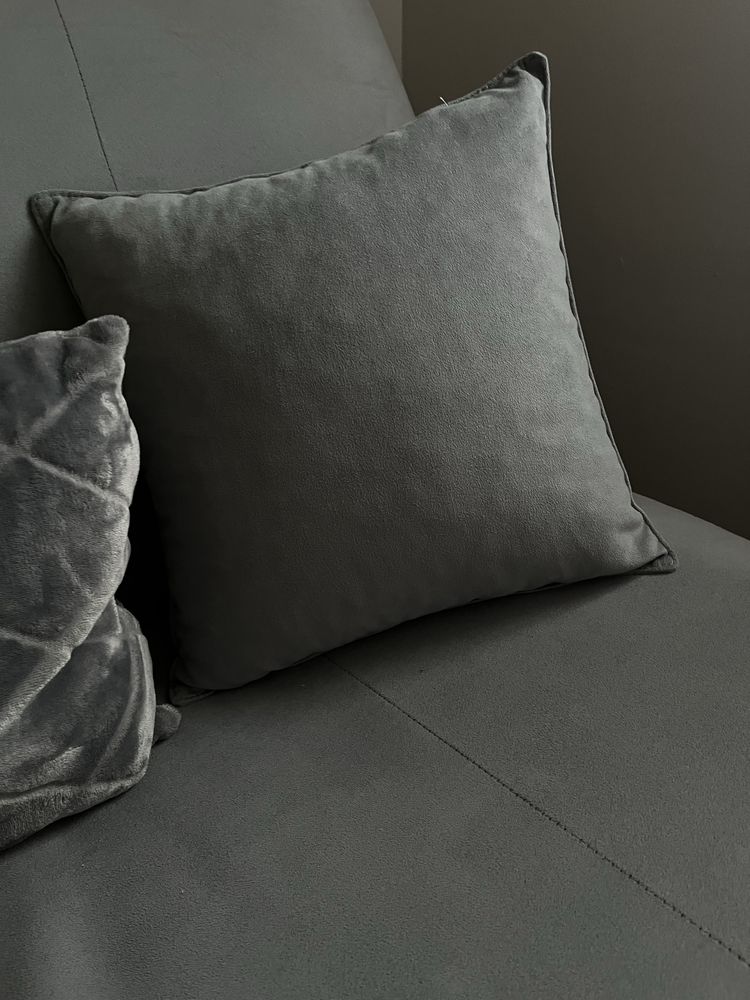 Szara sofa kanapa