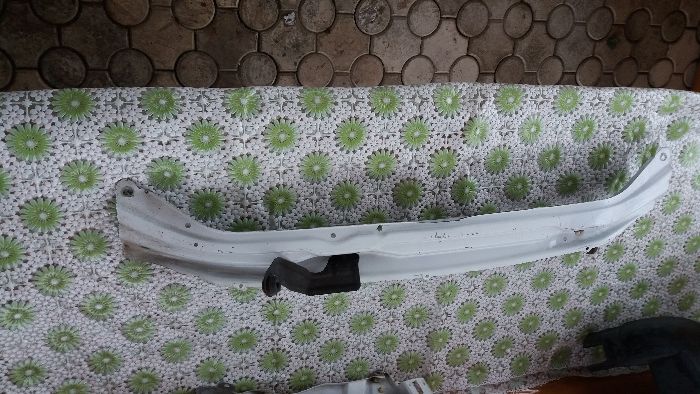 крышка багажника ситроен С4 2006год крыло рено мастер до 2010 планка