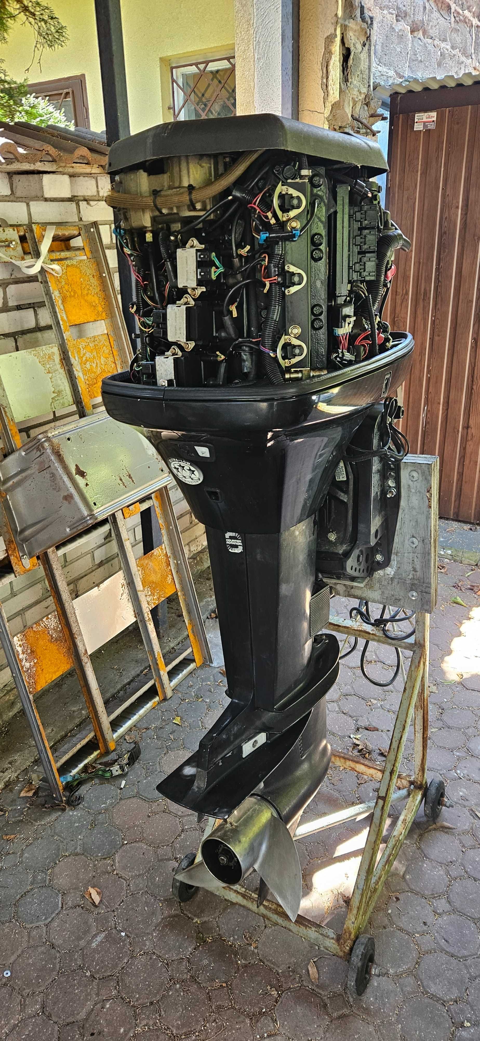 Silnik zaburtowy Mercury Optimax 135 V6 XL Lewy