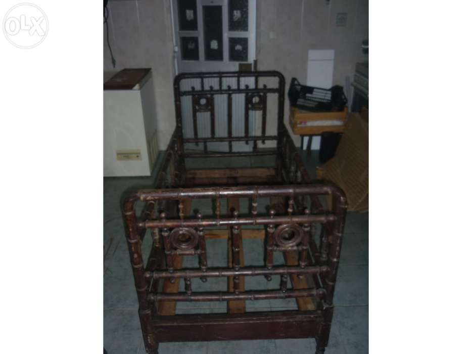 Vintage / Cama / Bébé em Cana de Bambú